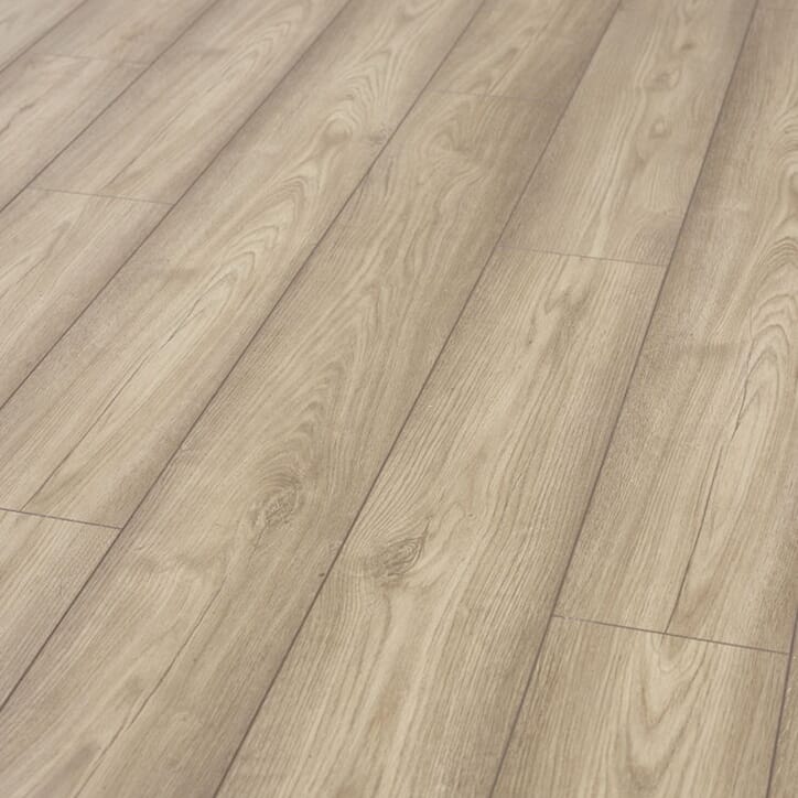 56774060 Port Oak Medium.jpg