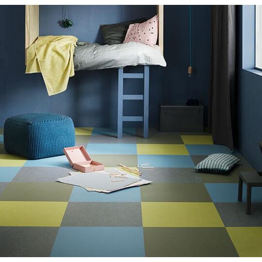 333360 vintage blue 2176484_333360.jpg